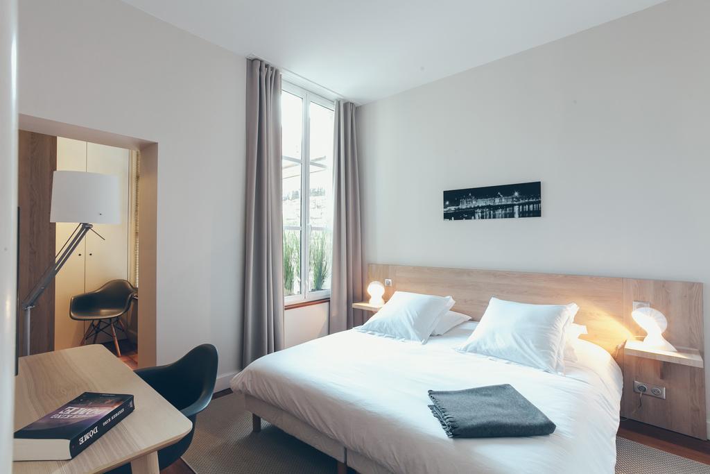 Appartement T4 Cours De L'Intendance ボルドー エクステリア 写真